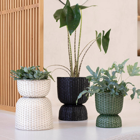 Twist Diabalo Planter Basket- Medium